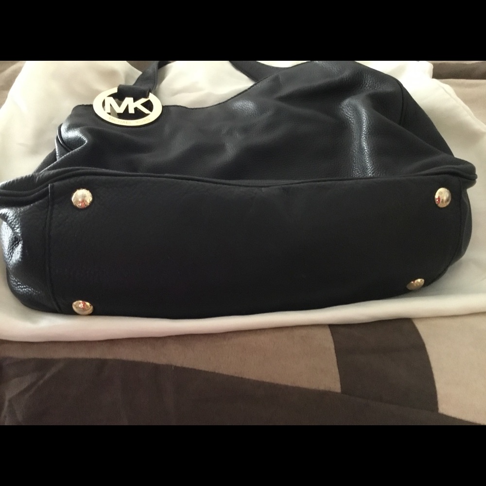 Purse - Picture 1 of 3